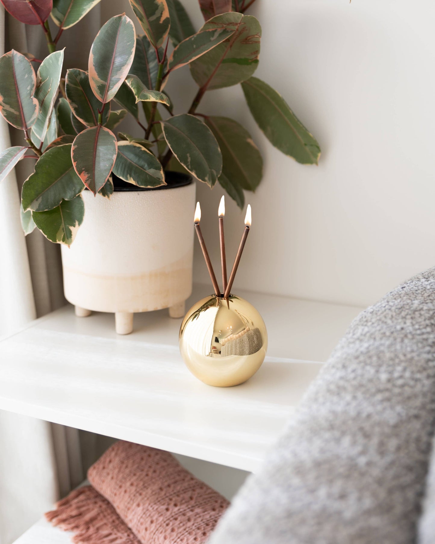 Neva Vase, Gold Metallic Candle Holder [Case of 6]